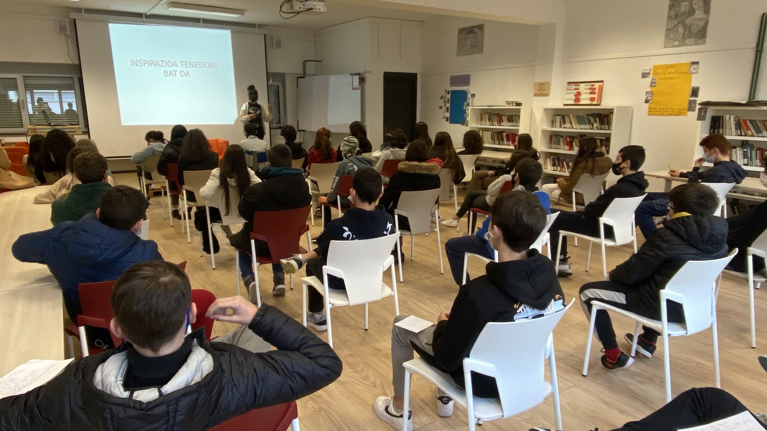 La escritora Jasone Osoro en Hirubide