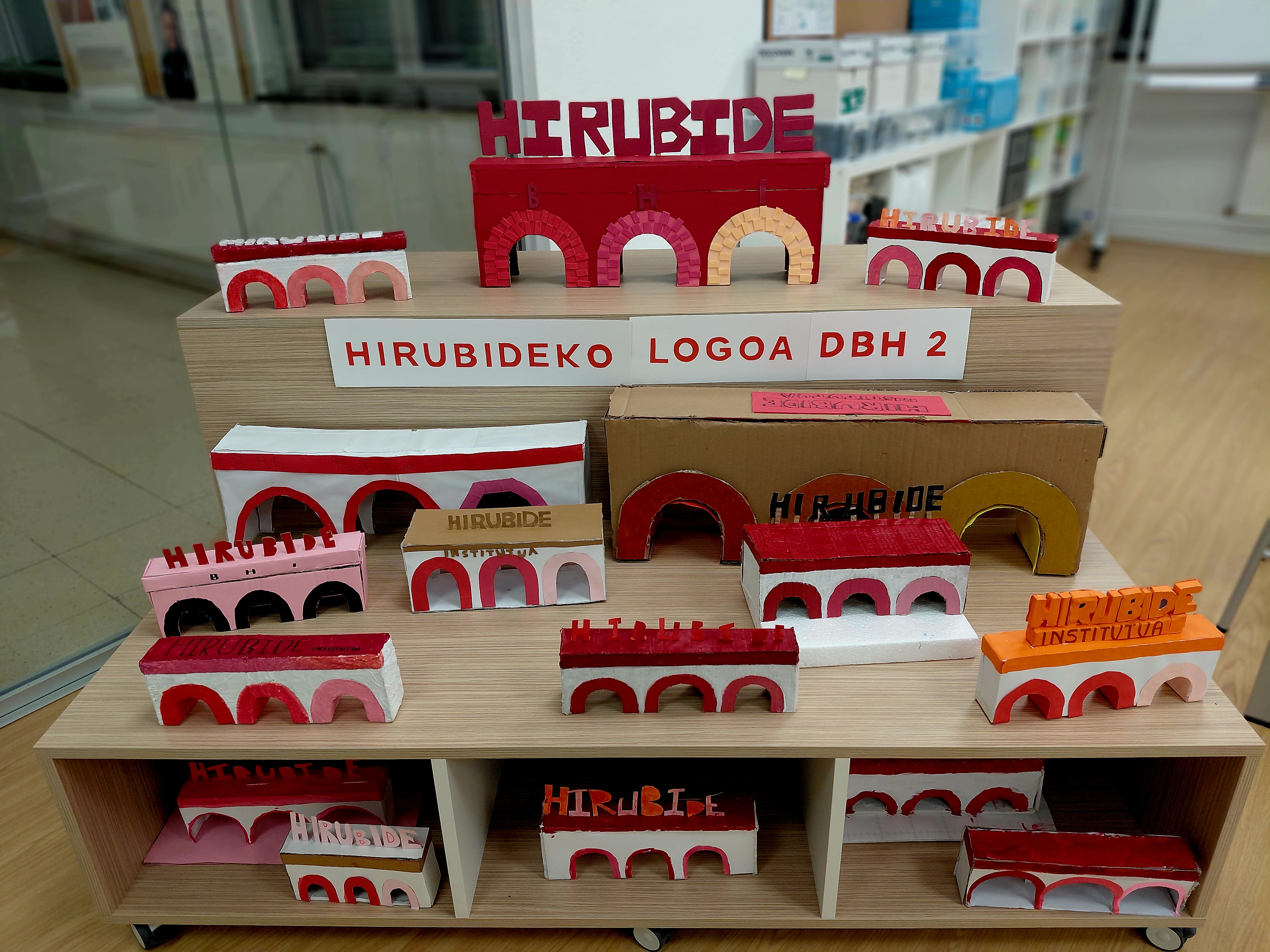 Logo berriaren maketak